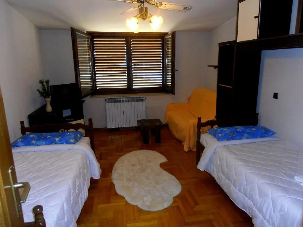Villa Corona Donji Okrug  3*, Donji Okrug (Ciovo)