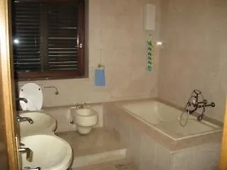 Villa Corona Donji Okrug